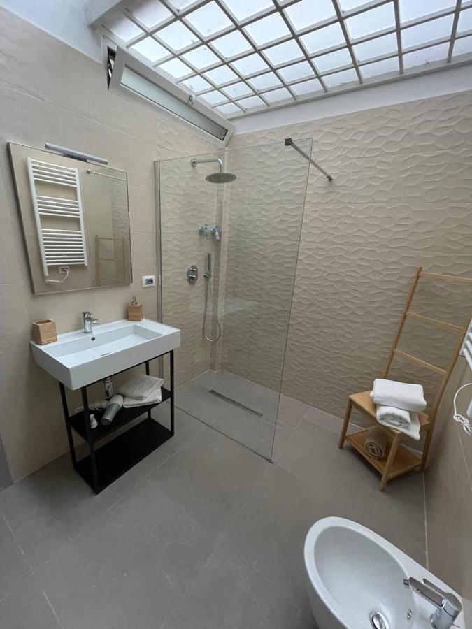 Alex Comfort House Bari Eksteriør billede