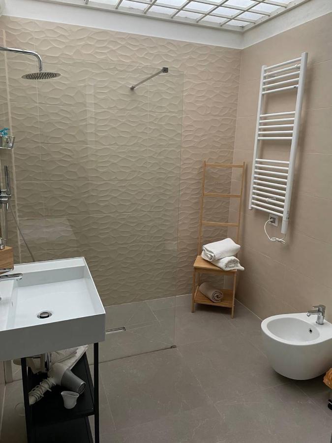 Alex Comfort House Bari Eksteriør billede